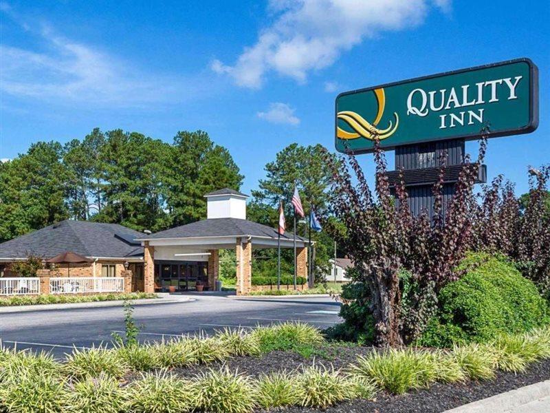 Quality Inn Petersburg Near Fort Gregg-Adams Esterno foto