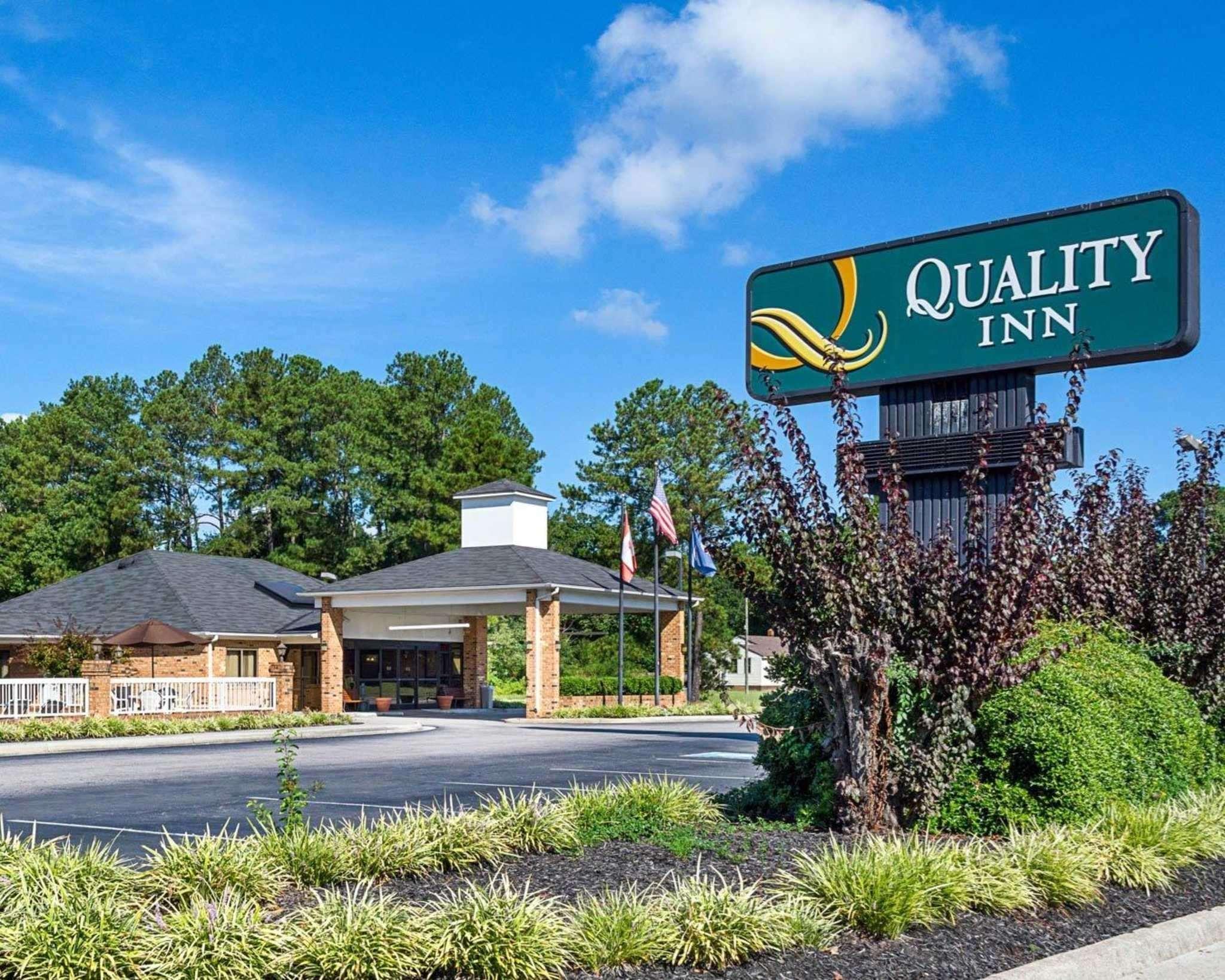 Quality Inn Petersburg Near Fort Gregg-Adams Esterno foto